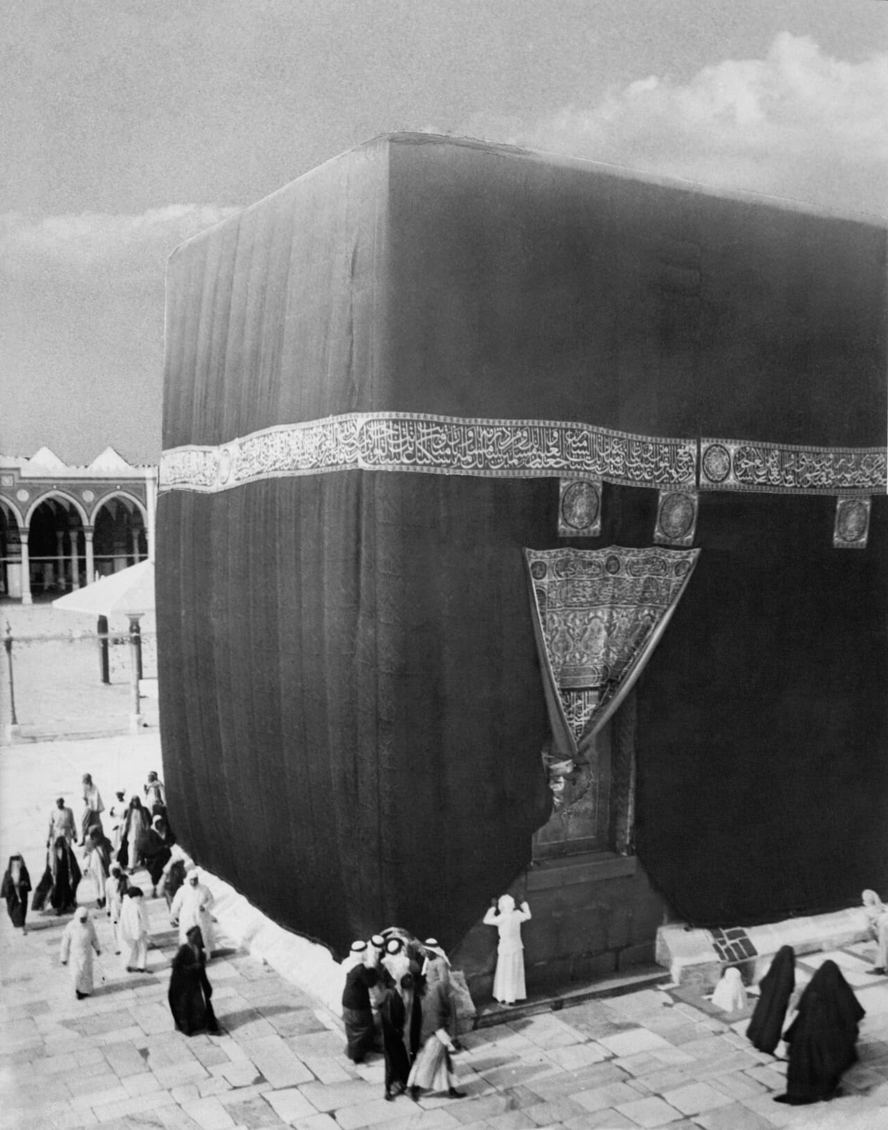 Kâbe ve Mescid-i Haram'ın 1910 yılında çekilmiş arşiv fotoğrafı